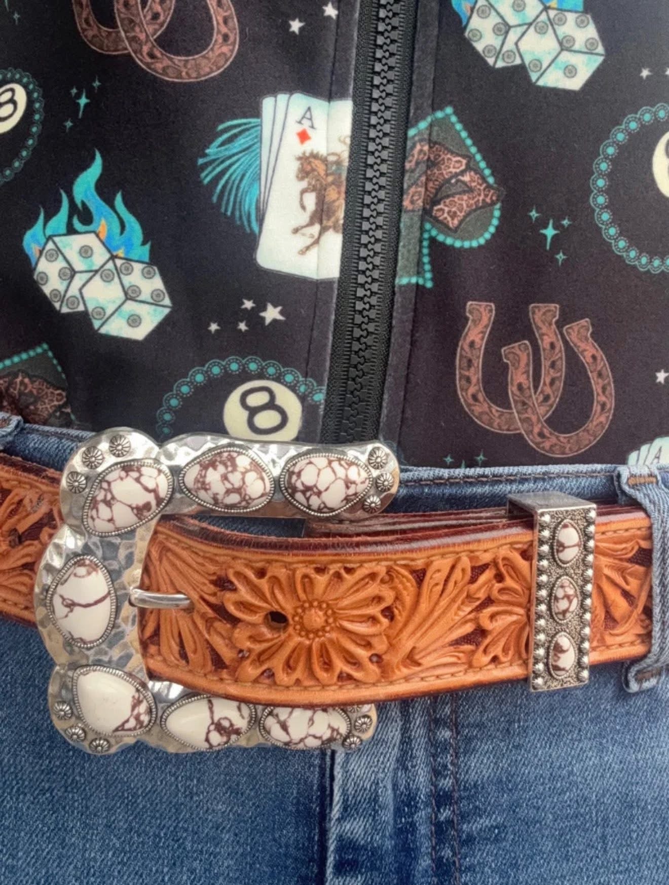 Ivory Trails Buckle