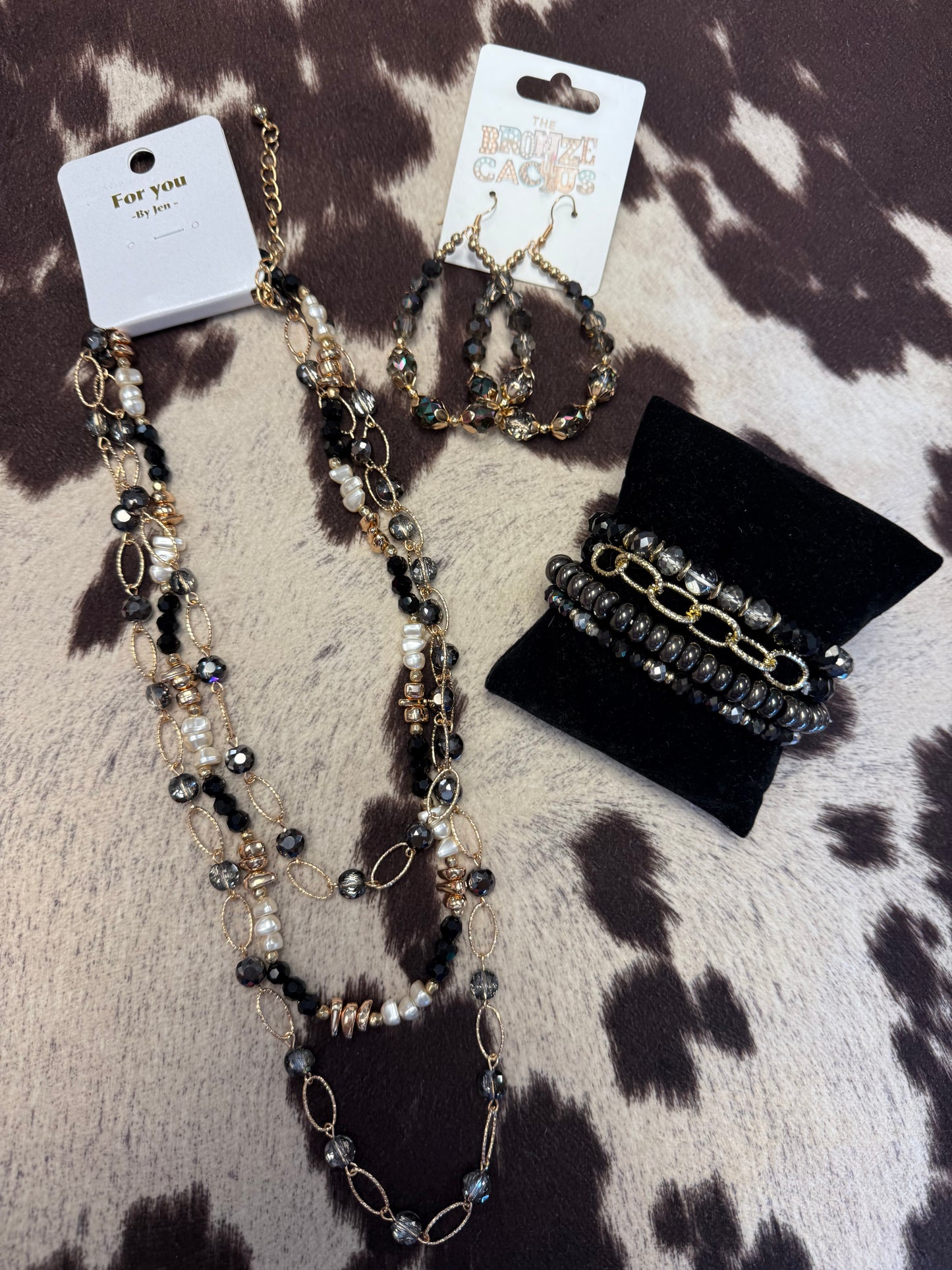 Midnight Pearl Luxe Necklace