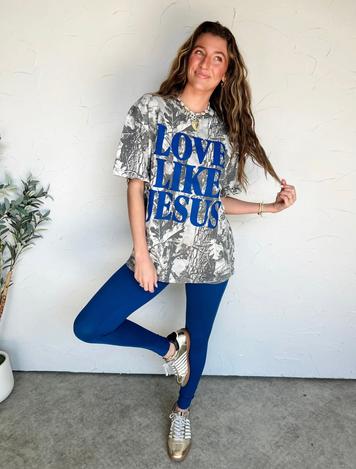 Love Like Jesus Camo Tee
