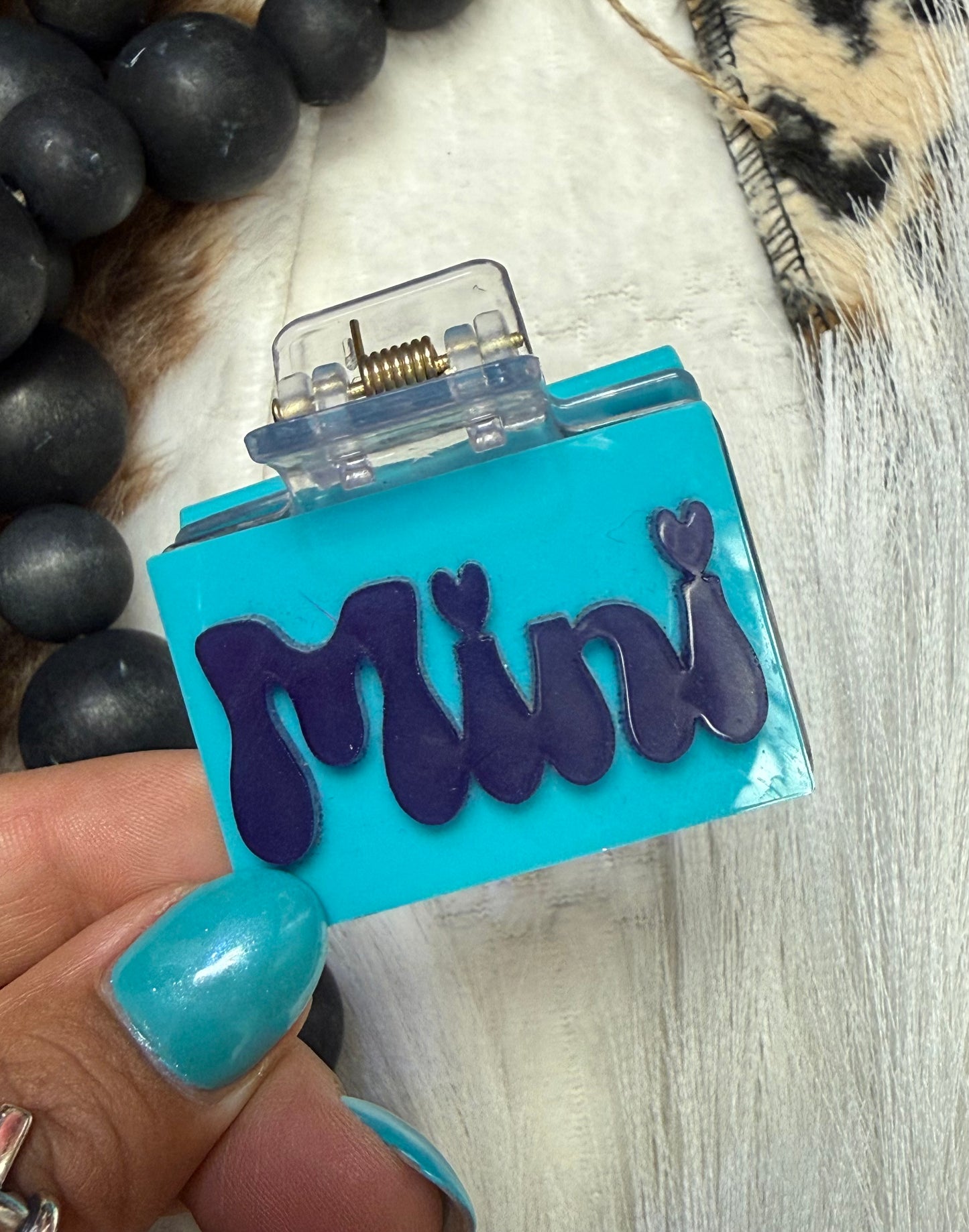 Moms Mini Claw Clip