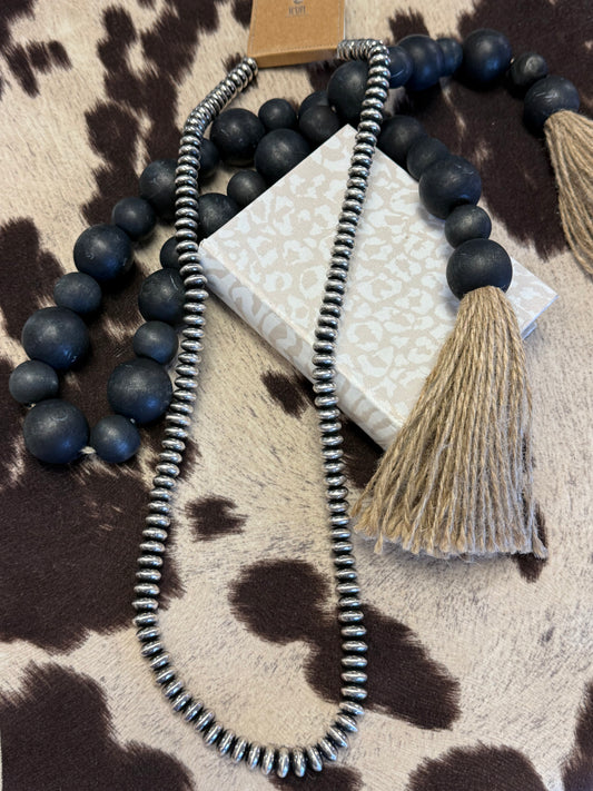 Silver Mesa Necklace