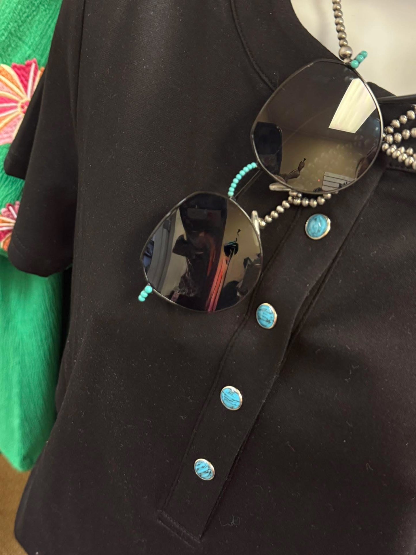 Black Canyon Snap Top