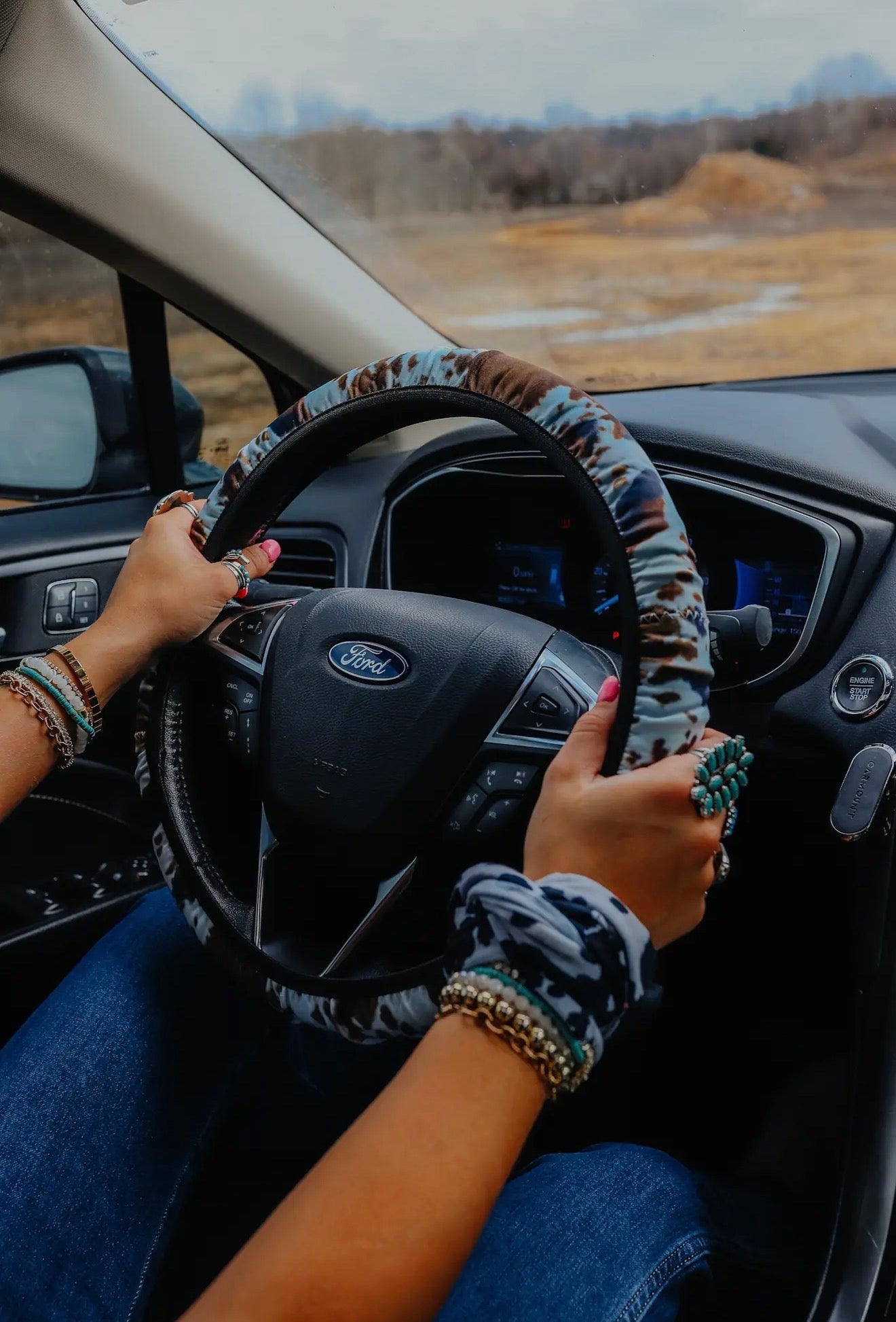 Mocha Cowhide Steering Wheel Cover