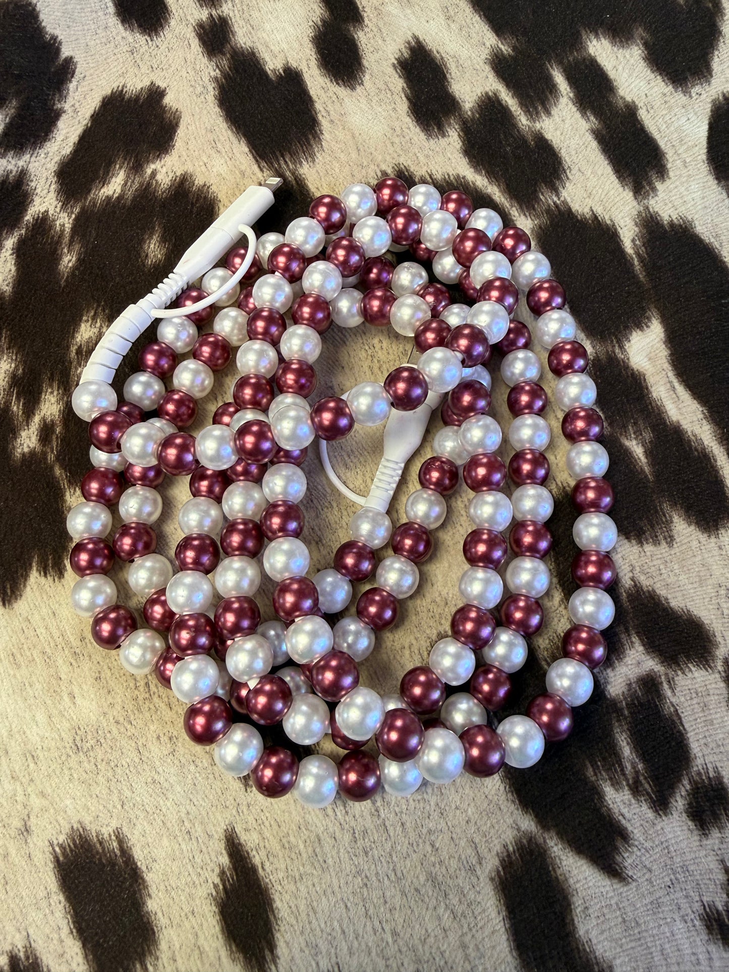 Maroon & Pearl Charger
